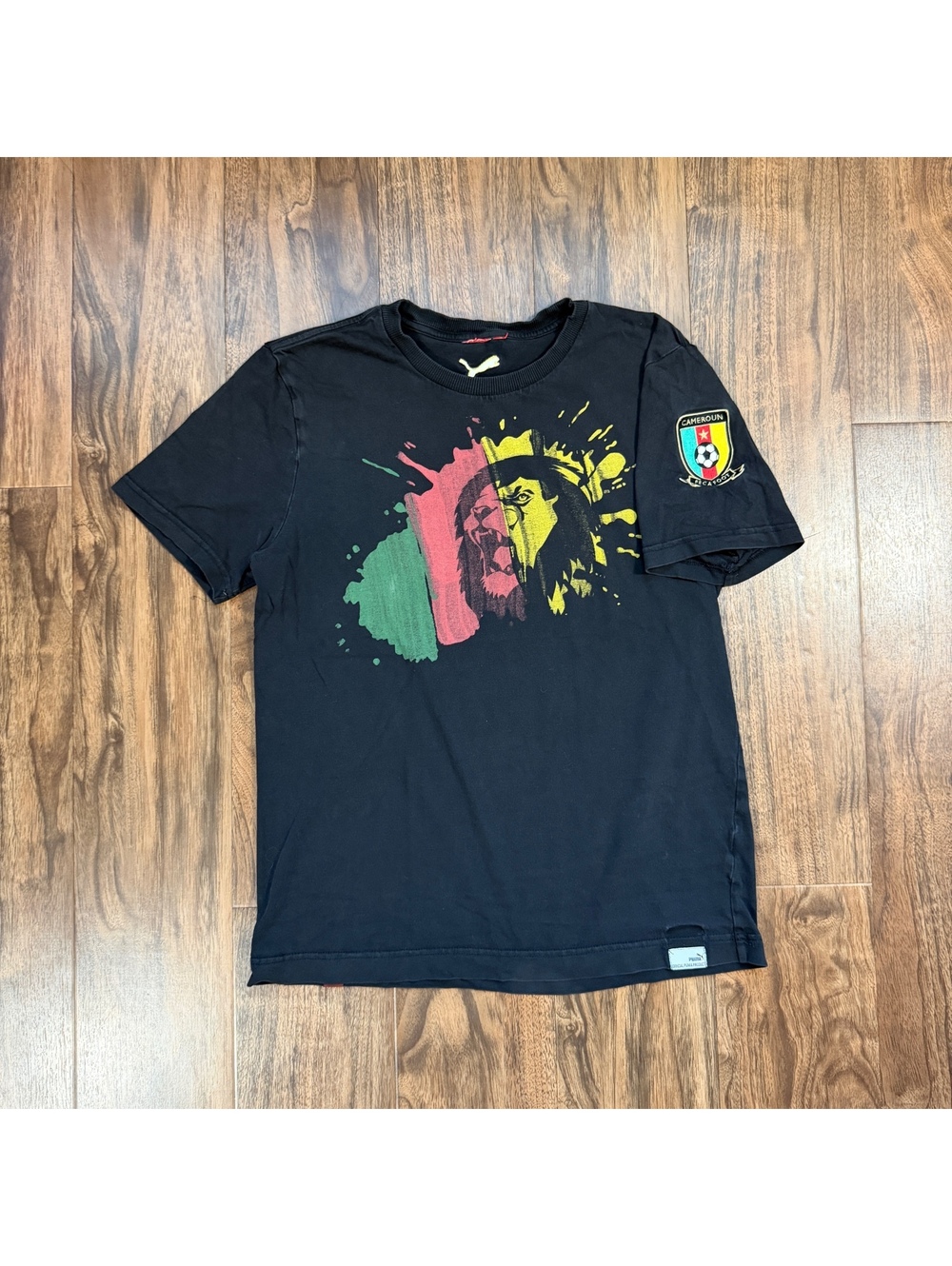 Puma Cameroon Soccer Graphic T Shirt Lion FECAFOOT ~Small